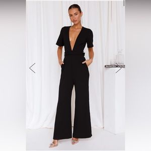 WHISPER SOFTLY JUMPSUIT BLACK - Hello Molly